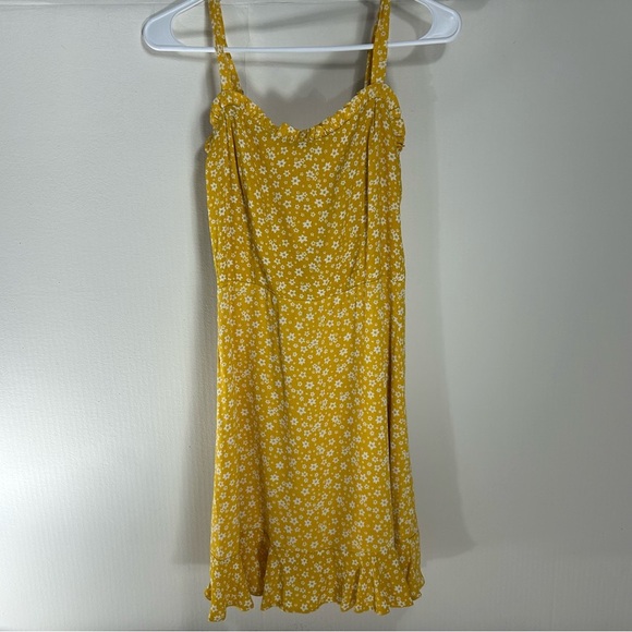 Dress Forum Dresses & Skirts - Dress Forum Golden Floral Ruffled Seersucker Zip Mini Sundress Size S